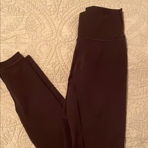 Lululemon wunder unders 28” black sz4